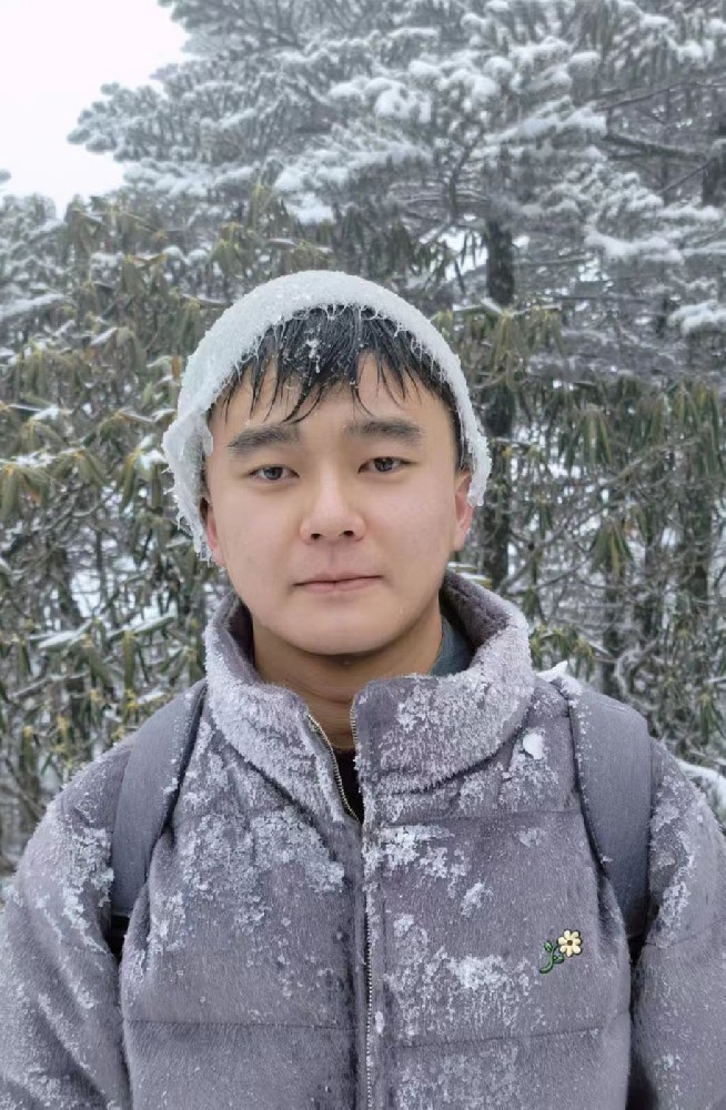 Xinyu Zhu